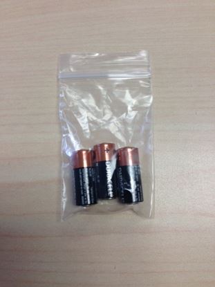 Picture of BATTERIES (3/PK) FOR W2000 EARLIGHT